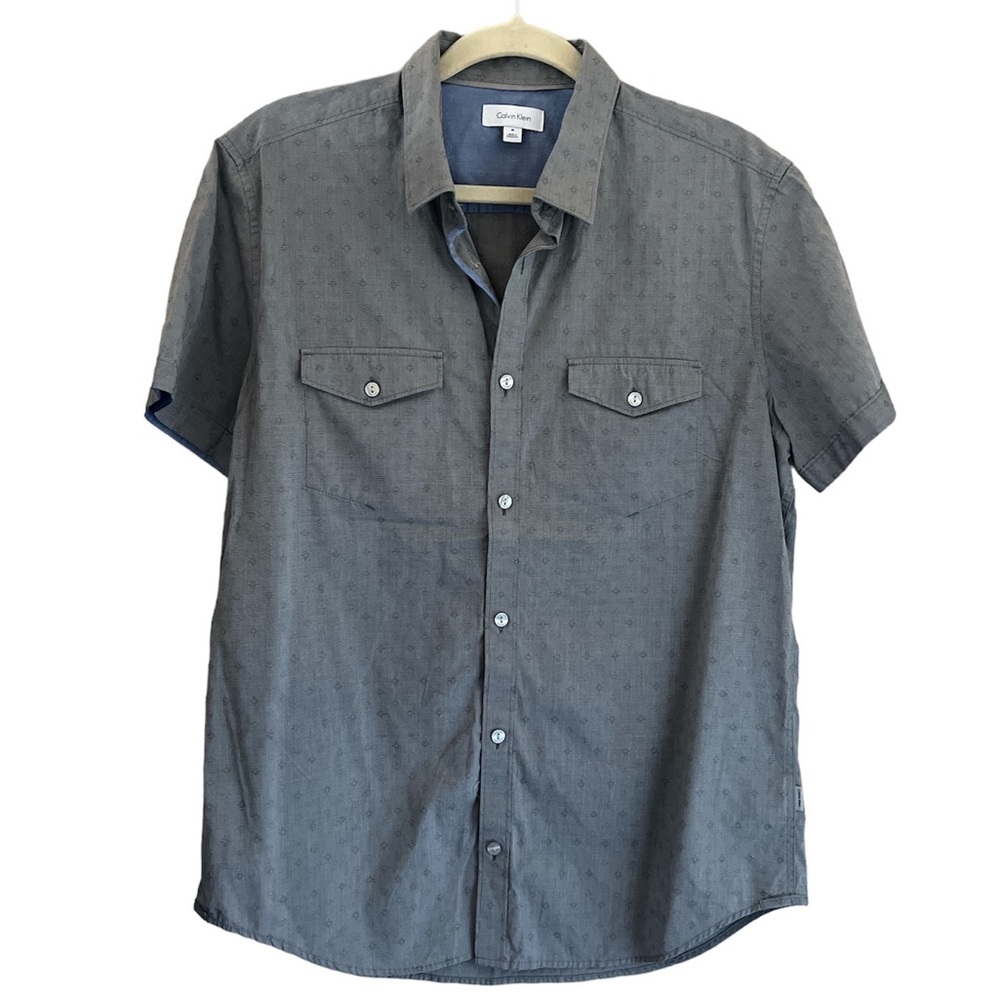Calvin Klein Young Men’s button down shirt front pockets co…